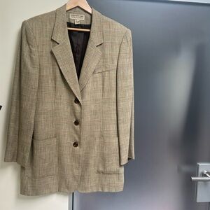 Jacket in perfect condition by Jones NY Country. Blazer style with pockets.